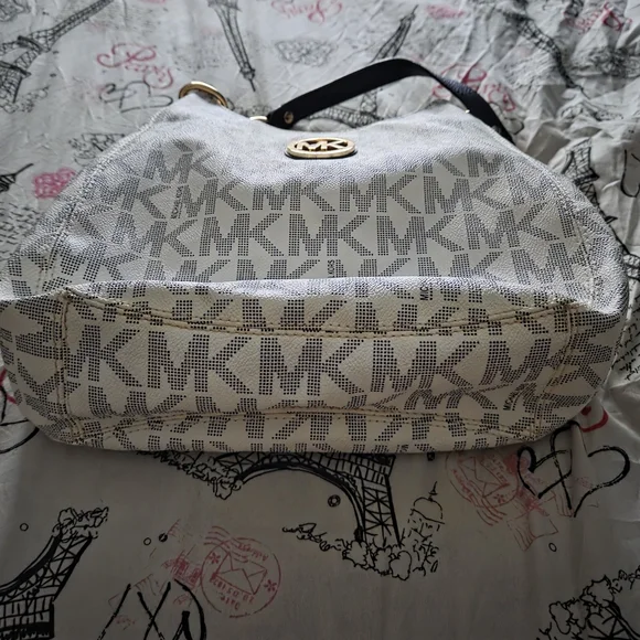 Michael Kors Women's Bag - Picture 15 of 16